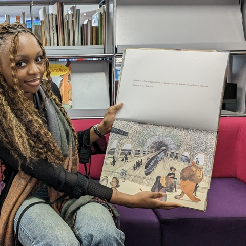 Student Abigail reading from book “Seahorses are sold out”