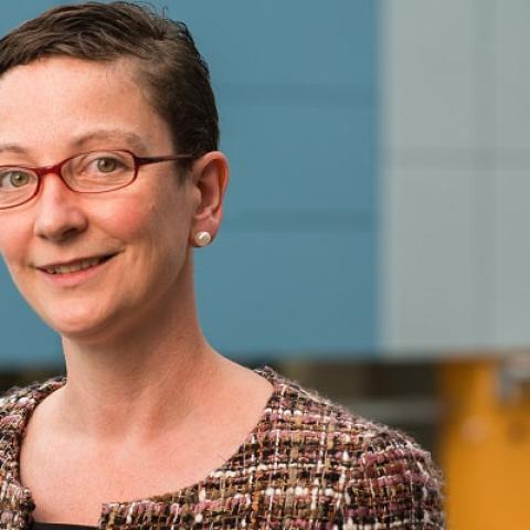 Dr Harriet Dunbar-Morris