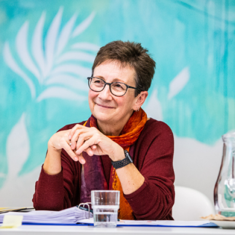 Honorary Graduate Cath Longhurst smiling
