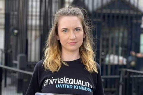 Graduate Jenny Canham campaigning to ban foie gras in animal equality tshirt