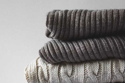 Staying warm - Photo by Tijana Drndarski on Unsplash