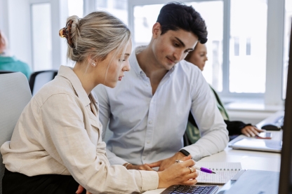 ** To only be used in relation to SEKE/Innovation Connect for Amy Doyle, Courtney Elkins, Leah Lewis, Lynda Povey, Carley Elkins, Eilish Gorse and Jaimes Harrington. **
- 15/06/2022.SEKE - University of Portsmouth ..All Rights Reserved - Helen Yates- T: +44 (0)7790805960.Local copyright law applies to all print & online usage. Fees charged will comply with standard space rates and usage for that country, region or state.