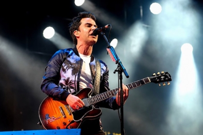 Kelly Jones, from the band Stereophonics, performing on stage at the Isle of Wight Festival