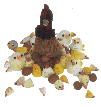 crochet chickens and many crochet chicks