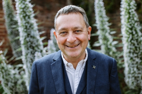 Professor Brad Beaven