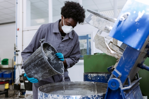 Student pouring water from bucket into large container
Technology Facilities Day One - NOT FOR THIRD PARTY - CONSENT