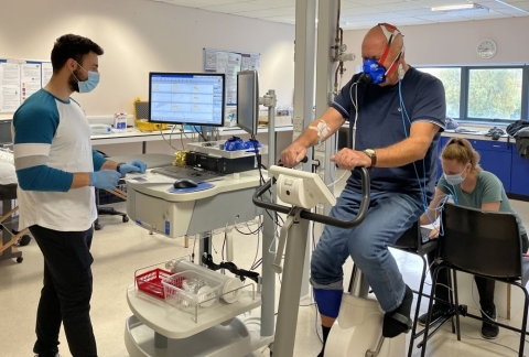 The study taking place in one of the University's labs